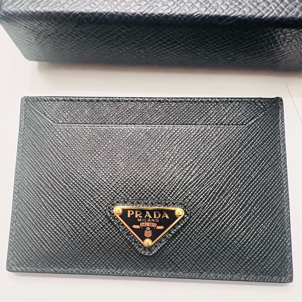 Prada Black Saffiano Leather Card Holder - BRAND NEW - AUTHENTIC!❤️ - Picture 2 of 9